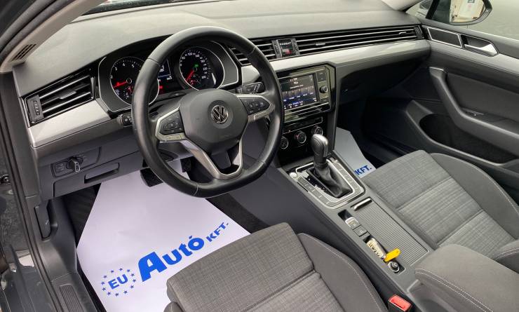 Volkswagen Passat Variant 1.5 TSi ACT Business DSG (2020. 07)
