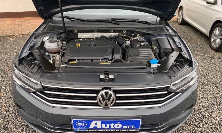 Volkswagen Passat Variant 1.5 TSi ACT Business DSG (2020. 07)