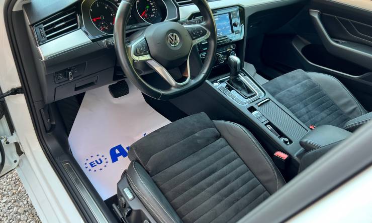 Volkswagen Passat 2.0 TDi SCR Elegance DSG (2020. 03)