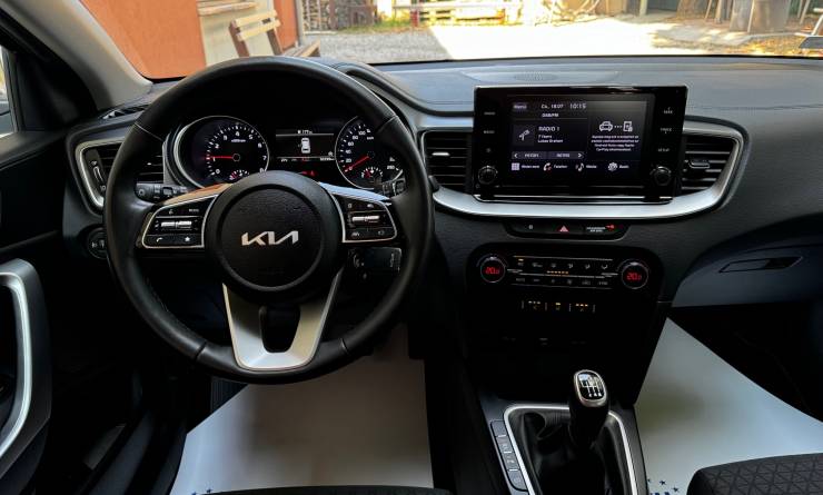 Kia CEED SW 1.0 T-GDI Silver (2022. 05)