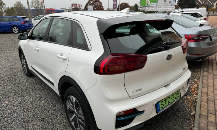 Kia e-Niro 39kWh City Star Edition (2021. 07)