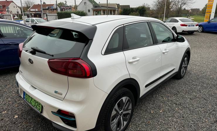 Kia e-Niro 39kWh City Star Edition (2021. 07)