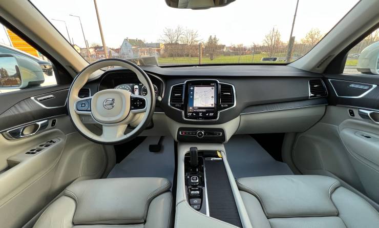 Volvo XC90 2.0 B5 MHEV Momentum Pro Geartronic (2019. 09)