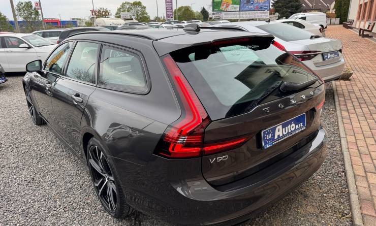 Volvo V90 2.0 B4 MHEV Plus Dark Geartronic (2023. 03)