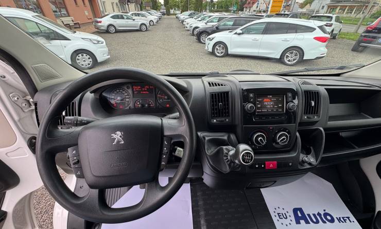 Peugeot Boxer 2.2 BlueHDi 350FT L3H2 Premium (2021. 04)