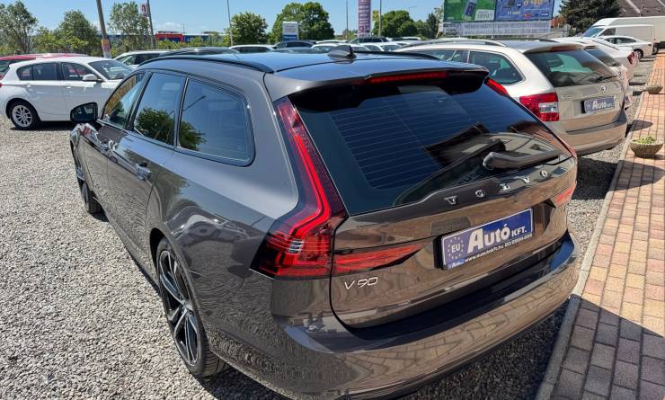 Volvo V90 2.0 B4 MHEV Plus Dark Geartronic (2023. 03)