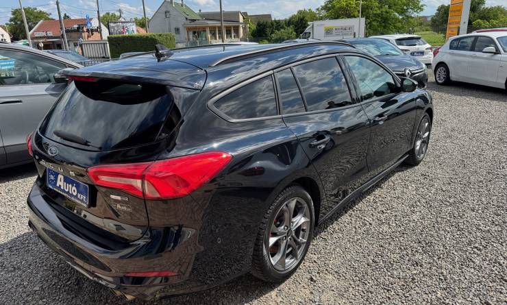 Ford Focus 1.0 EcoBoost mHEV ST-Line X (2021. 10)