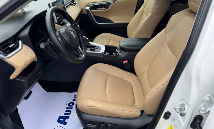 Toyota RAV4 2.5 Hybrid Executive +JBL e-CVT 2WD (2020. 06)