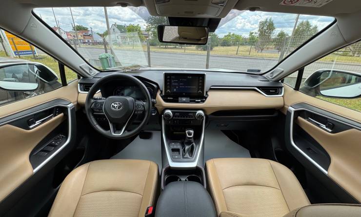 Toyota RAV4 2.5 Hybrid Executive +JBL e-CVT 2WD (2020. 06)