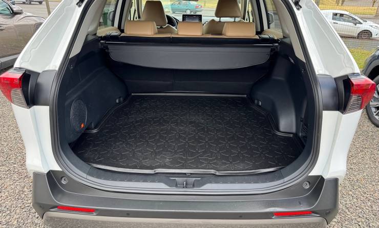 Toyota RAV4 2.5 Hybrid Executive +JBL e-CVT 2WD (2020. 06)