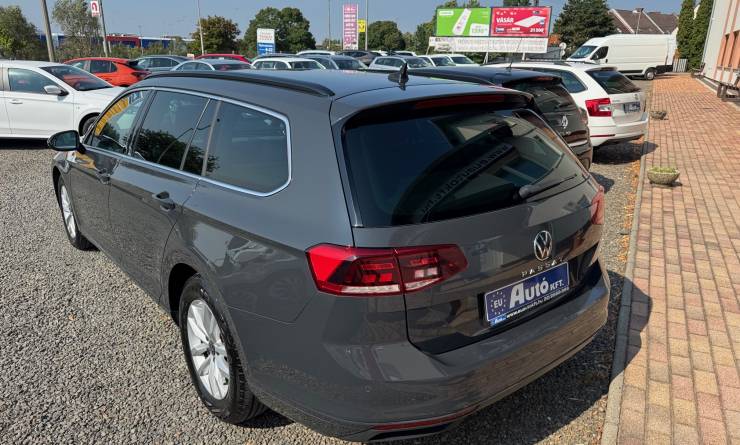 Volkswagen Passat Variant 2.0 TDI SCR Business DSG (2021. 02)