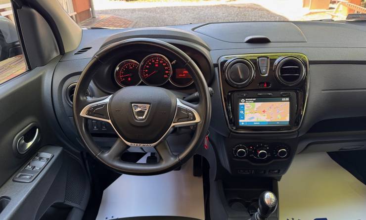 Dacia Lodgy 1.5 Blue dCi Stepway (2022. 05)