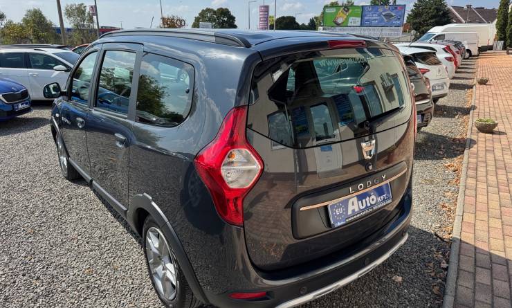 Dacia Lodgy 1.5 Blue dCi Stepway (2022. 05)