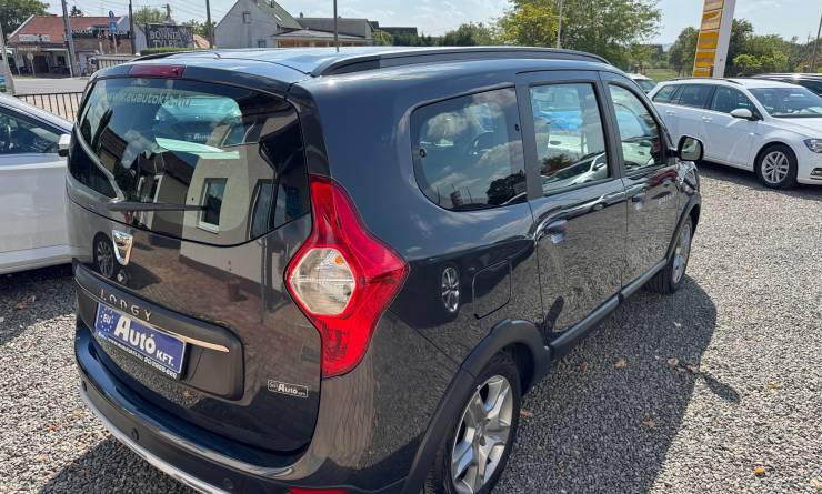 Dacia Lodgy 1.5 Blue dCi Stepway (2022. 05)