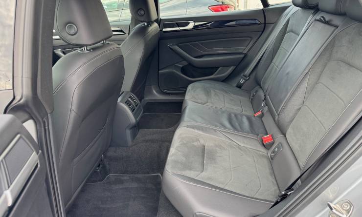 Volkswagen Arteon 2.0 TDi SCR R-Line DSG (2021. 02)