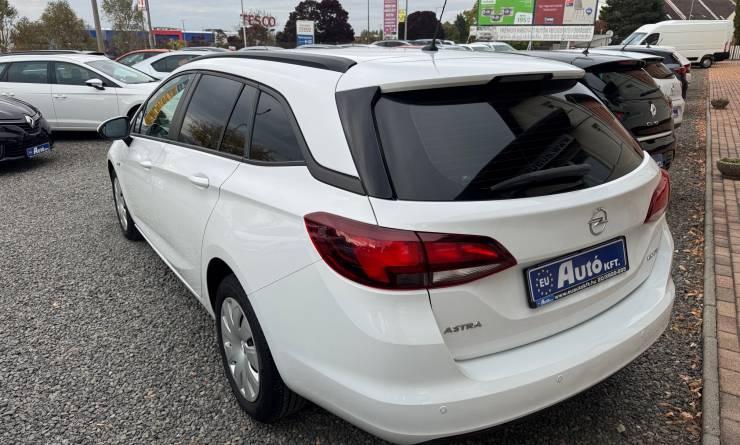 Opel Astra K Sports Tourer 1.6 CDTi Enjoy (2016. 05)