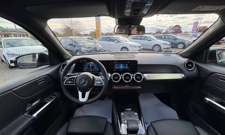 Mercedes-Benz GLB 250 Progressive 4-Matic 8G-DCT (2021. 01)