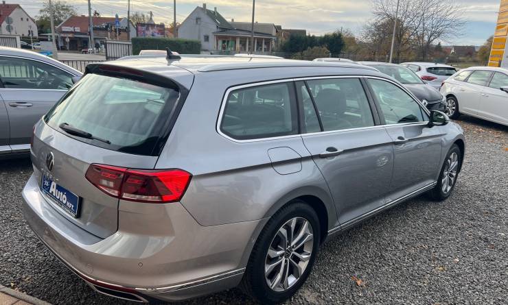 Volkswagen Passat Variant 2.0 TDI SCR DSG Elegance (2021. 05)