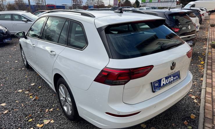 Volkswagen Golf VIII Variant 1.5 TSi ACT Life (2022. 08)