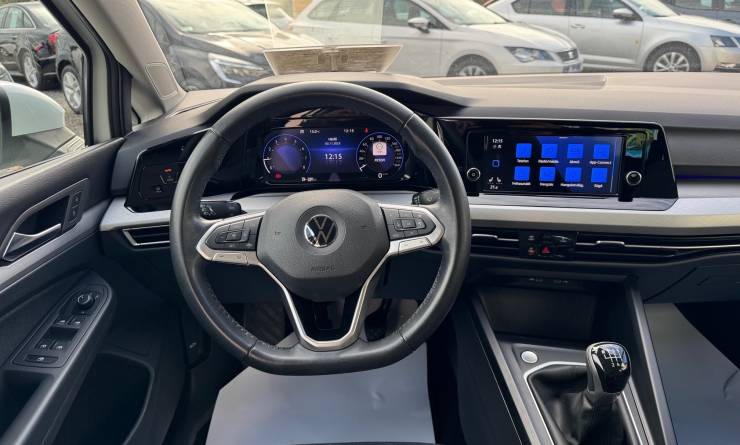 Volkswagen Golf VIII Variant 1.5 TSi ACT Life (2022. 08)