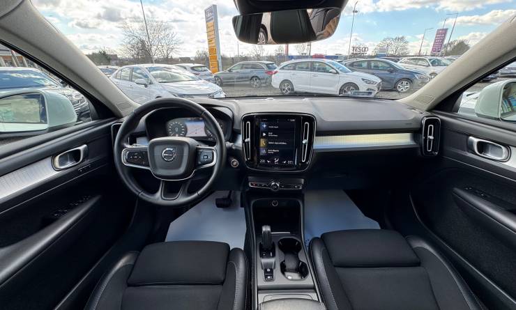 Volvo XC40 2.0 T4 Momentum Pro Geartronic (2020. 07)