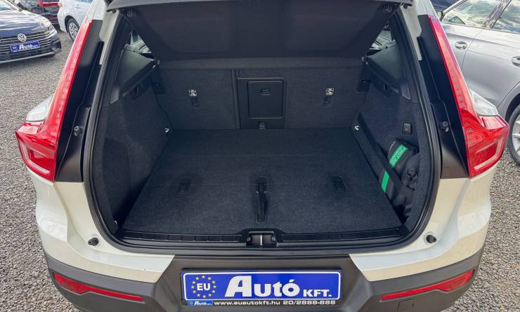 Volvo XC40 2.0 T4 Momentum Pro Geartronic (2020. 07)