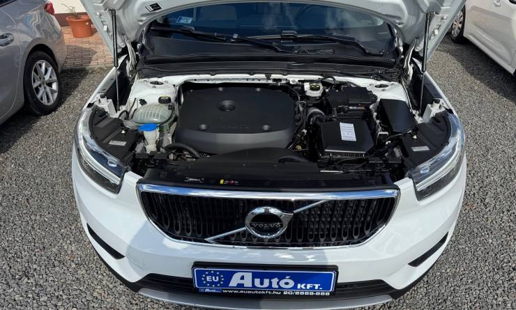 Volvo XC40 2.0 T4 Momentum Pro Geartronic (2020. 07)