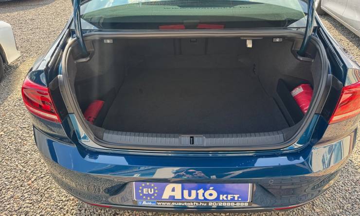 Volkswagen Passat 2.0 TDI SCR Business (2021. 04)