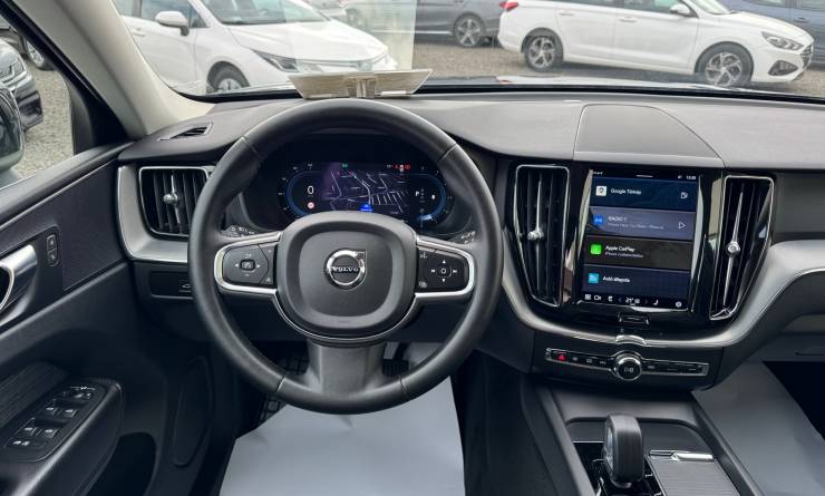 Volvo XC60 2.0 B4D Core AWD MHEV (2022. 11)