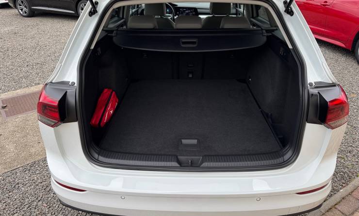 Volkswagen Golf VIII Varinat 2.0 TDi Life (2022. 02)