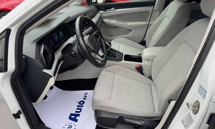 Volkswagen Golf VIII Varinat 2.0 TDi Life (2022. 02)