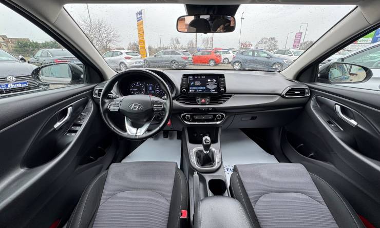Hyundai I30 1.5 T-GDi Life MHEV (2021. 03)