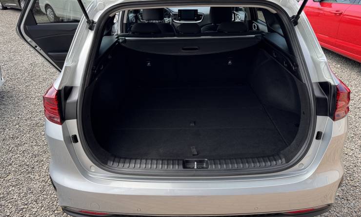 Kia Cee'd SW 1.5 T-GDi Gold DCT (2023. 05)