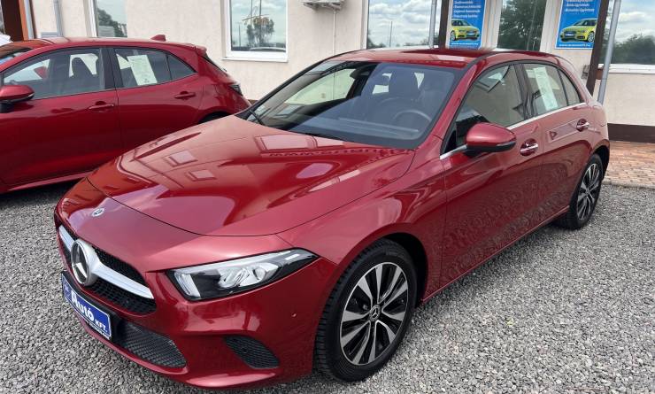 Mercedes-Benz A180 Progressive (2022. 02)