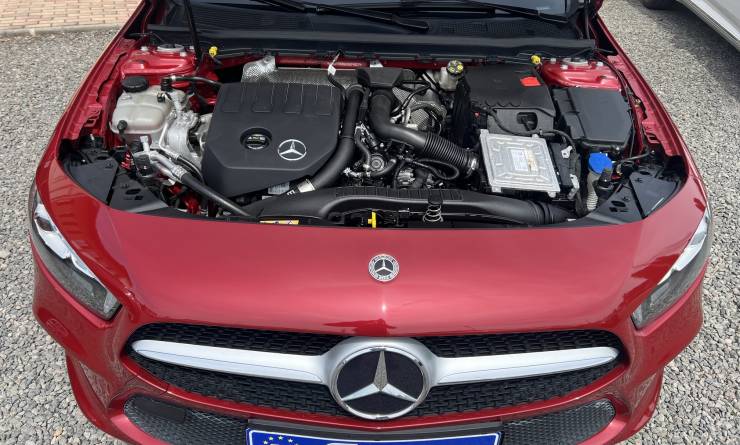 Mercedes-Benz A180 Progressive (2022. 02)