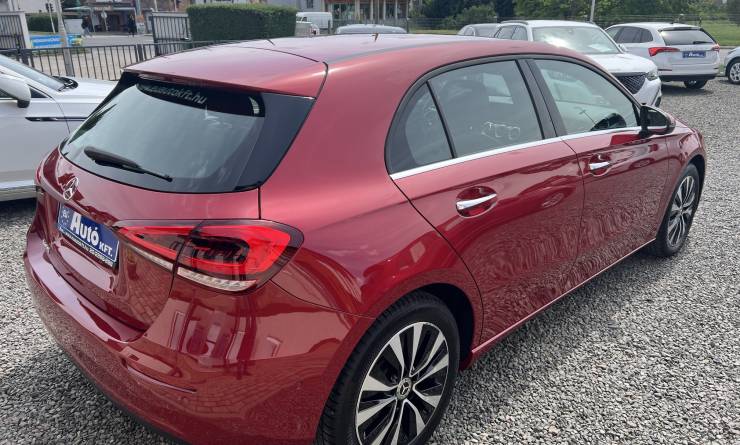 Mercedes-Benz A180 Progressive (2022. 02)