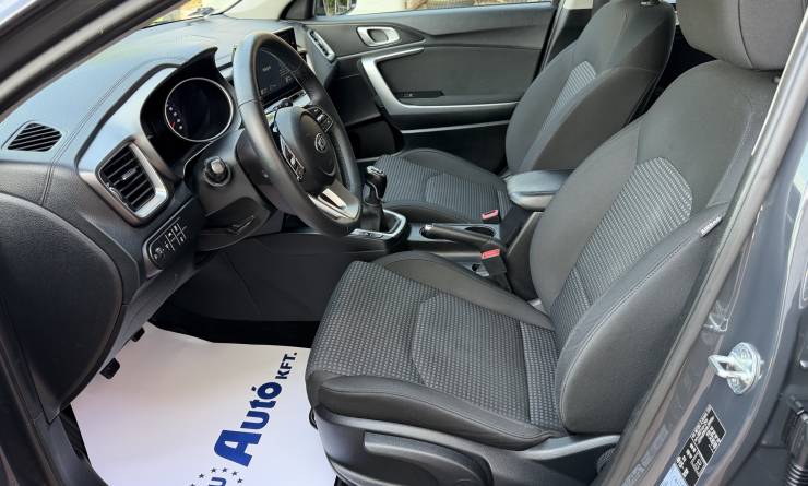 Kia CEED SW 1.6 CRDi MHEV Silver (2021. 10)