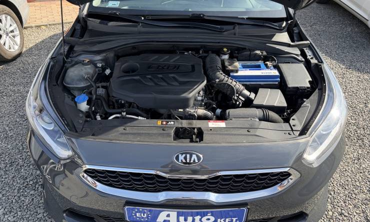 Kia CEED SW 1.6 CRDi MHEV Silver (2021. 10)