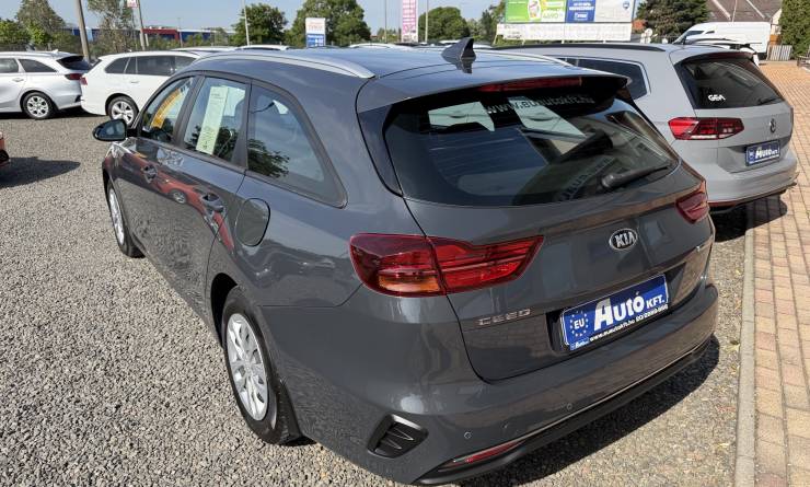Kia CEED SW 1.6 CRDi MHEV Silver (2021. 10)