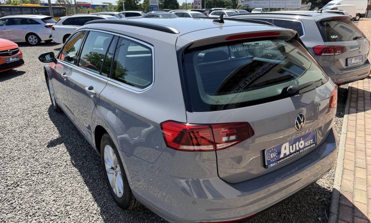 Volkswagen Passat Variant 2.0 TDI SCR Business DSG (2023. 04)