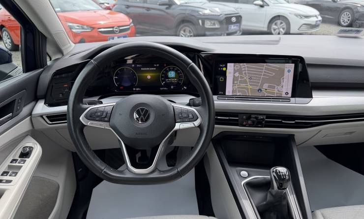 Volkswagen Golf VIII Variant 2.0 TDi SCR Life (2022. 03)