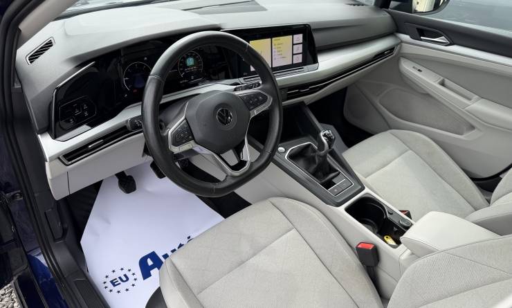 Volkswagen Golf VIII Variant 2.0 TDi SCR Life (2022. 03)
