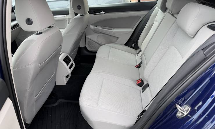 Volkswagen Golf VIII Variant 2.0 TDi SCR Life (2022. 03)