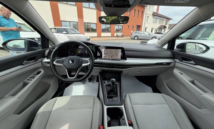 Volkswagen Golf VIII Variant 2.0 TDi SCR Life (2022. 03)