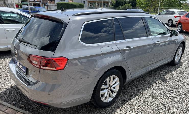 Volkswagen Passat Variant 2.0 TDi SCR Business (2023. 03)
