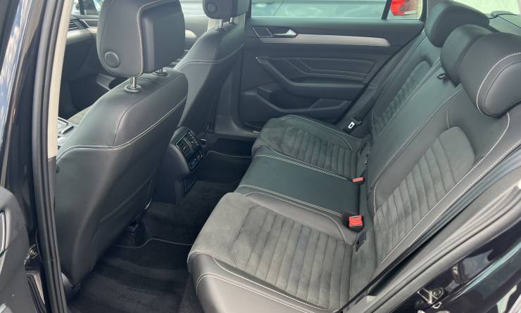 Volkswagen Passat Variant 2.0 TDi SCR Elegance DSG (2021. 04)