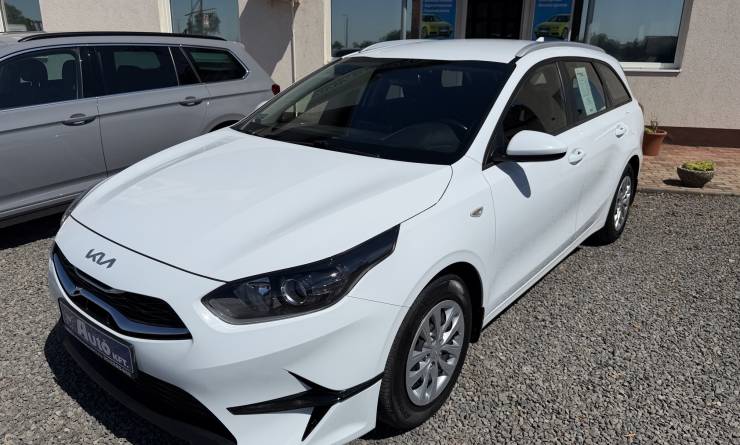 Kia Ceed SW 1.5T-GDI Silver (2023. 12)