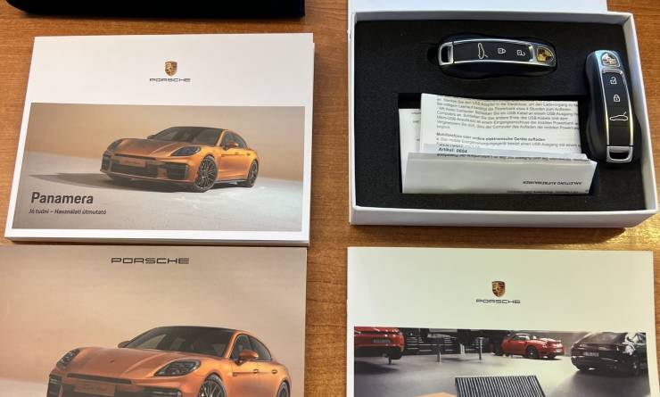 Porsche Panamera 4 G3 PDK (2024. 03)