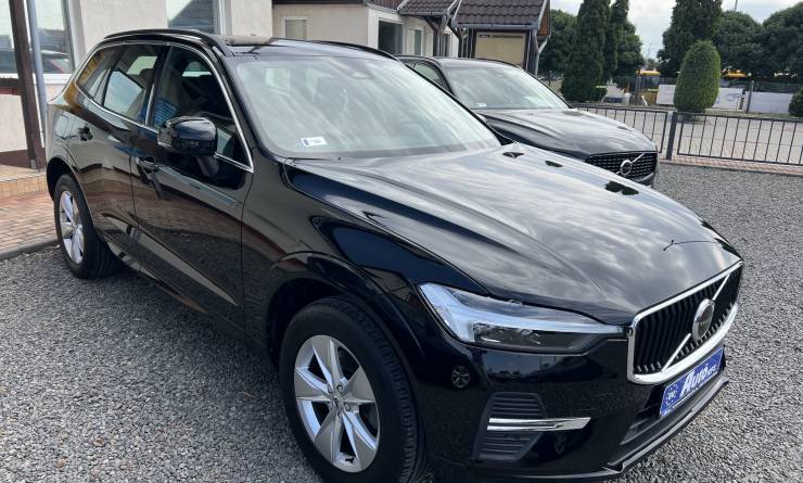 Volvo XC60 B4 MHEV Core (2022. 06)