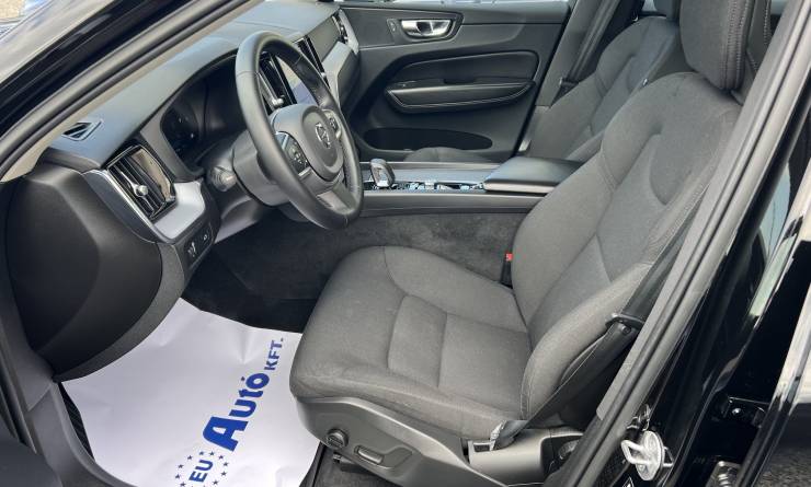 Volvo XC60 B4 MHEV Core (2022. 06)